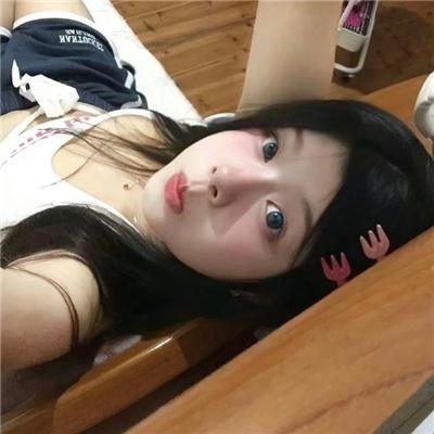 站起来的女孩